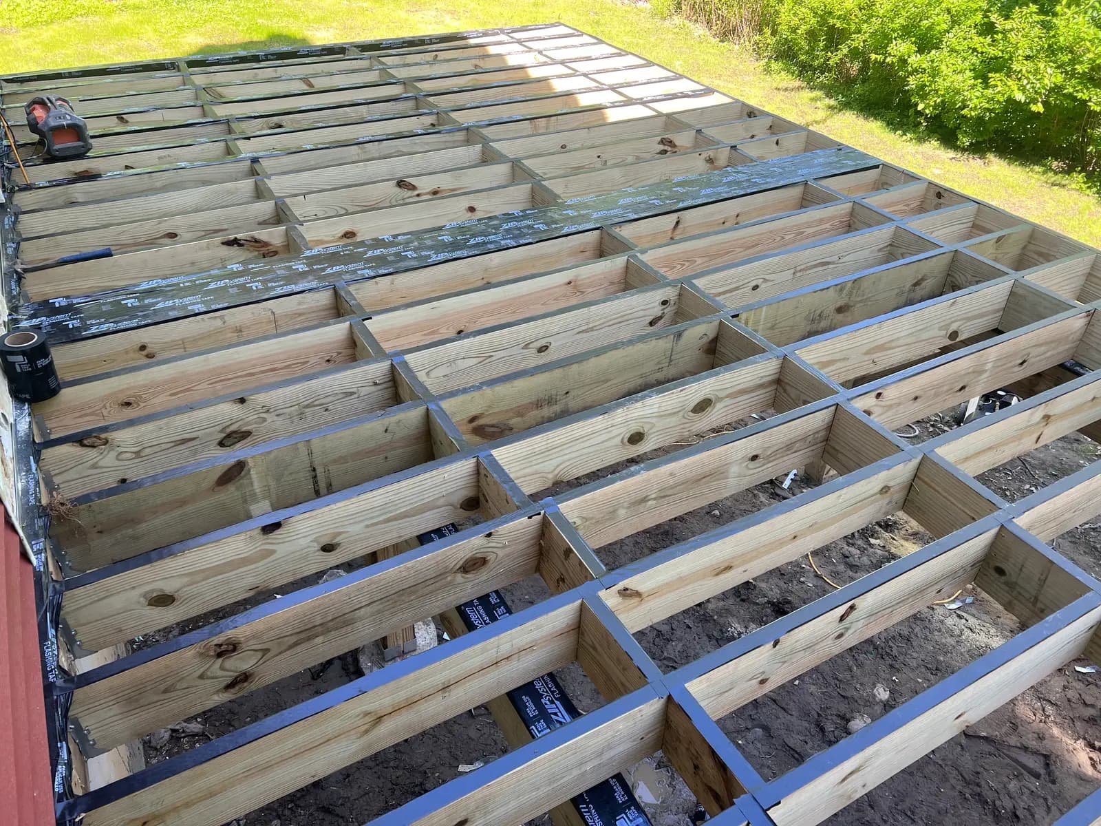 Deck framing detail 9